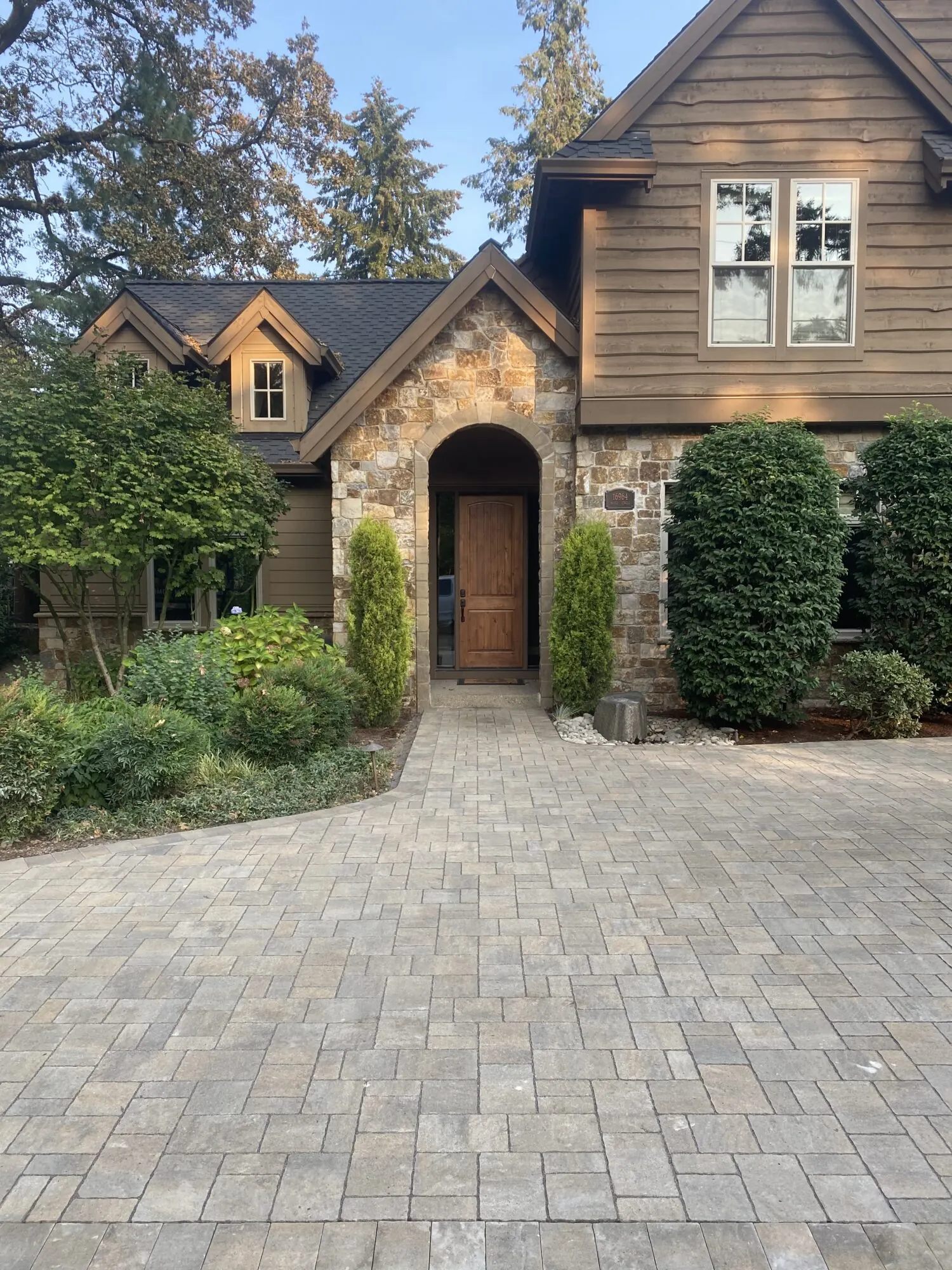Driveway Pavers project by Western Paver Design