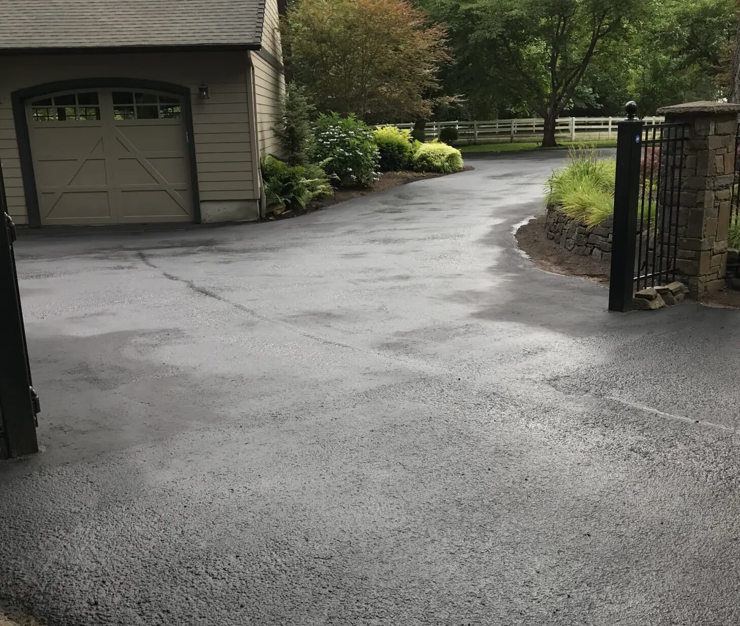 Concrete project by Western Paver Design — photo 5