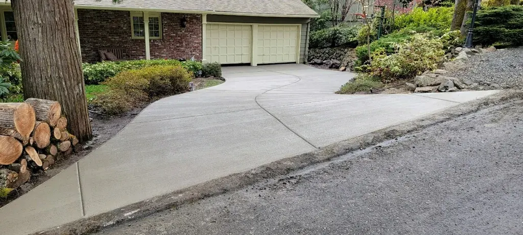 Brush Finish Concrete project by Western Paver Design — photo 3