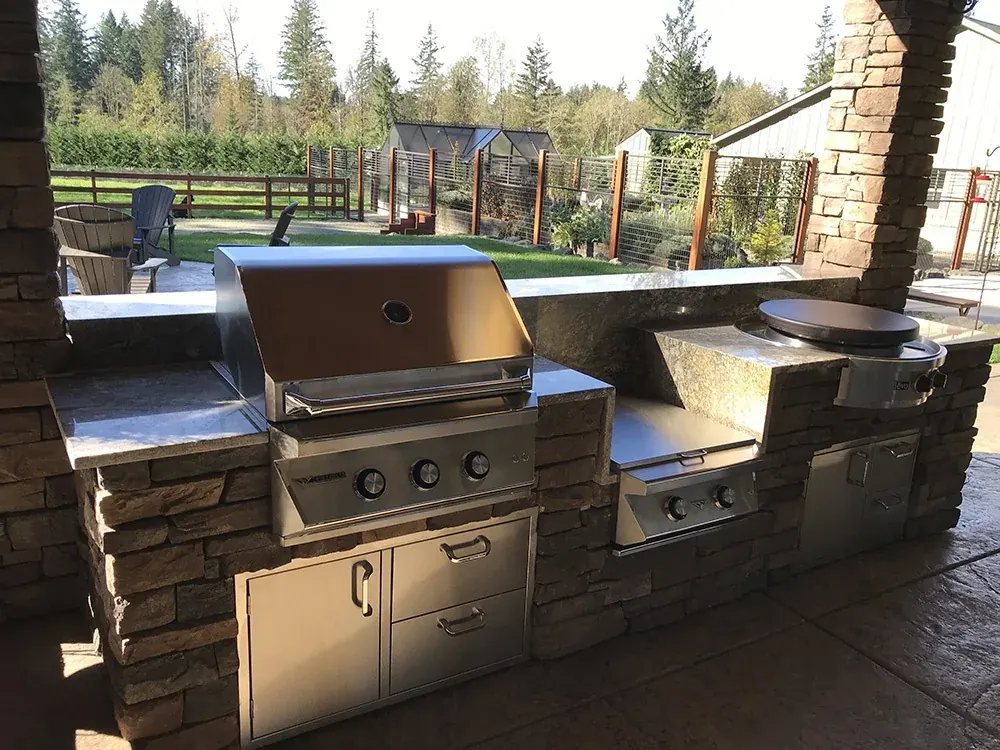 Outdoor Kitchens and Grills project by Western Paver Design — photo 1
