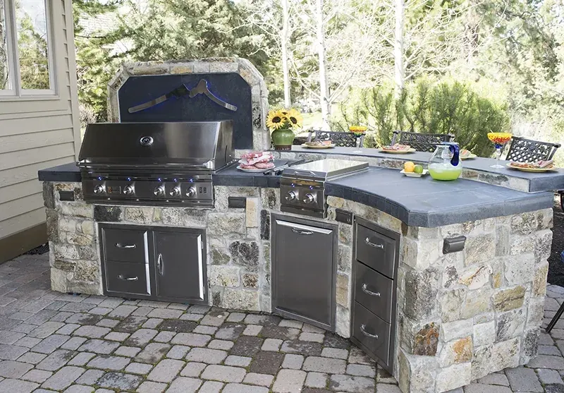 Outdoor Kitchens and Grills project by Western Paver Design — photo 2