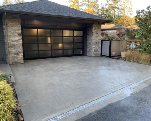 Outdoor pavers